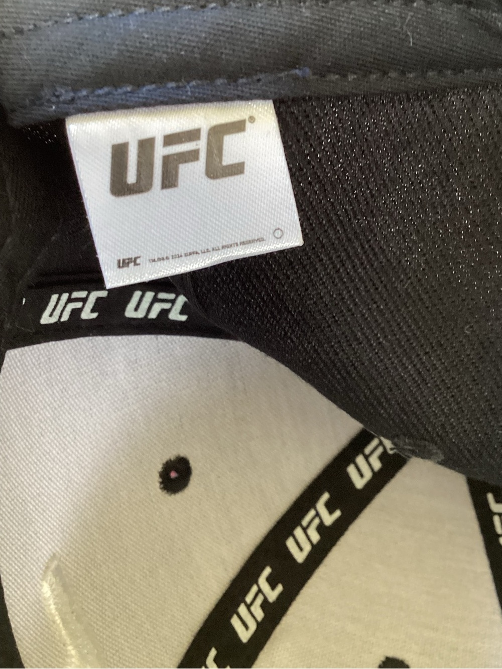 UFC Snapchat Hat - Picture 9 of 12